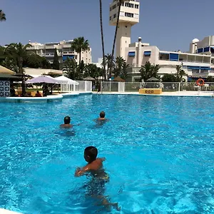 https://apt-costa-lago-playamar.1costadelsol.com
